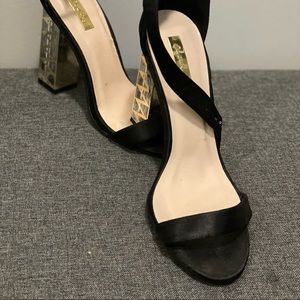 Black Heel with gold detail!